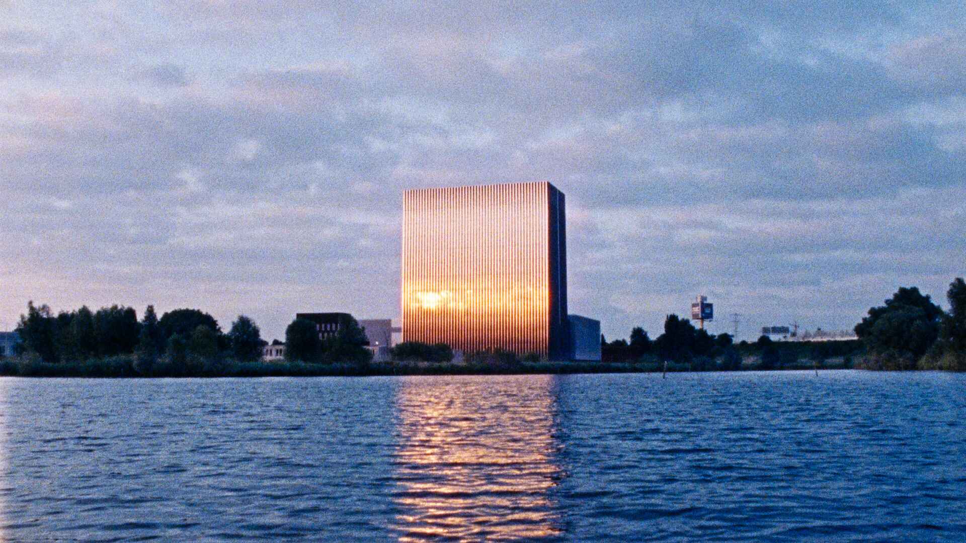 Център, околовръстно, мол